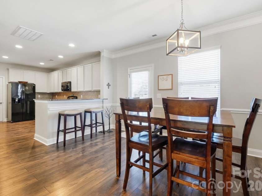 11806 Carolina Blossom Lane, Pineville, NC 28134.  MLS# CAR4428240, YatesRealty ID 54366. 