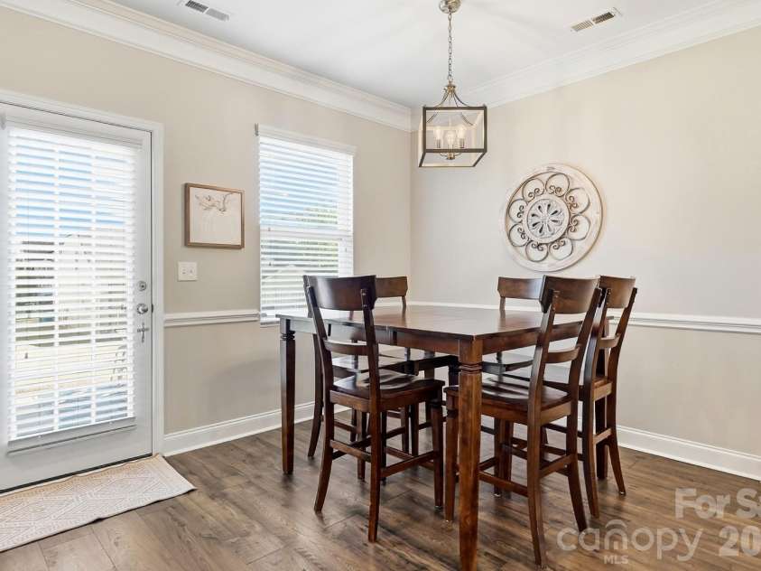 11806 Carolina Blossom Lane, Pineville, NC 28134.  MLS# CAR4428240, YatesRealty ID 54366. 