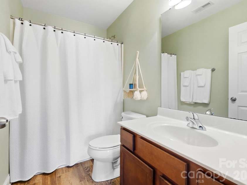 11806 Carolina Blossom Lane, Pineville, NC 28134.  MLS# CAR4428240, YatesRealty ID 54366. 