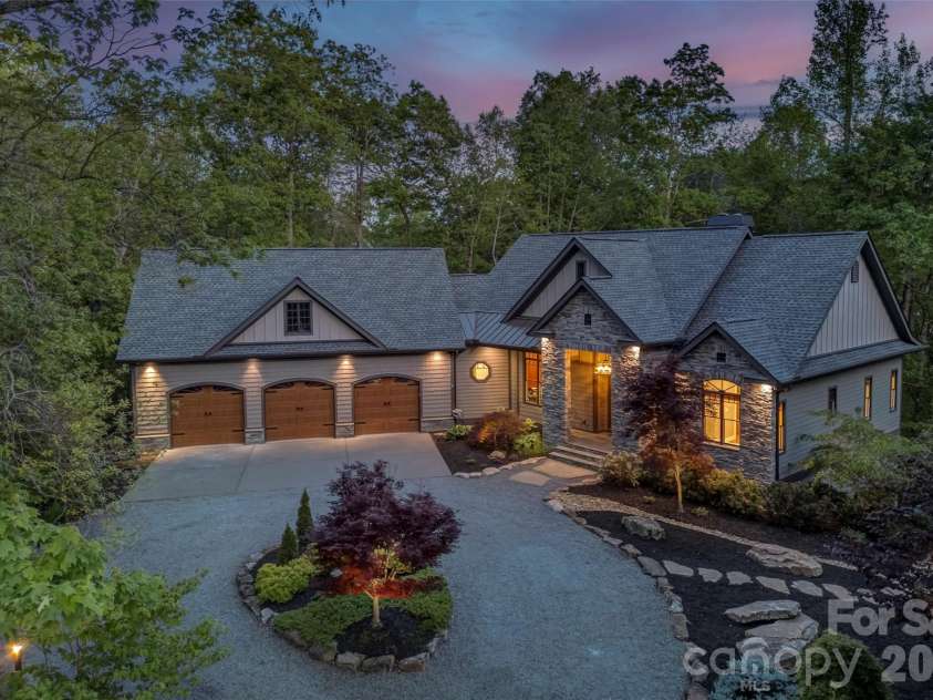 359 New Castle Road, Brevard, NC 28712.  MLS# CAR4427485, YatesRealty ID 54367. Twilight privacy