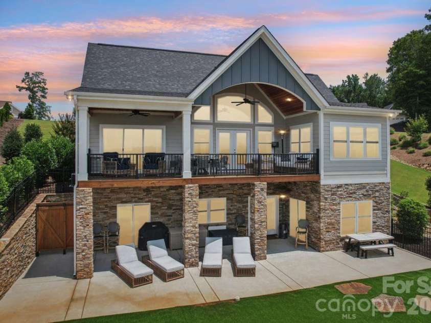 347 Landing Trail, Mount Gilead, NC 27306.  MLS# CAR4430386, YatesRealty ID 54368. 