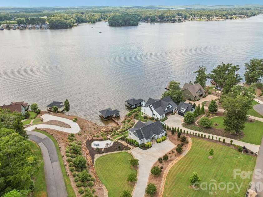 347 Landing Trail, Mount Gilead, NC 27306.  MLS# CAR4430386, YatesRealty ID 54368. 