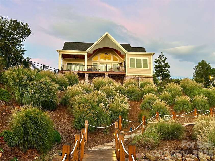 347 Landing Trail, Mount Gilead, NC 27306.  MLS# CAR4430386, YatesRealty ID 54368. 