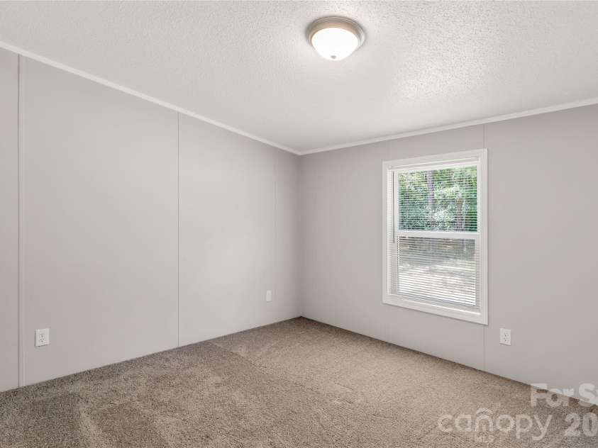 2009 Sugar Hill Road, York, SC 29745.  MLS# CAR4428416, YatesRealty ID 54369. 