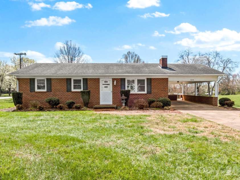 610 Nc 67 Highway, Boonville, NC 27011.  MLS# CAR4358828, YatesRealty ID 5437. 