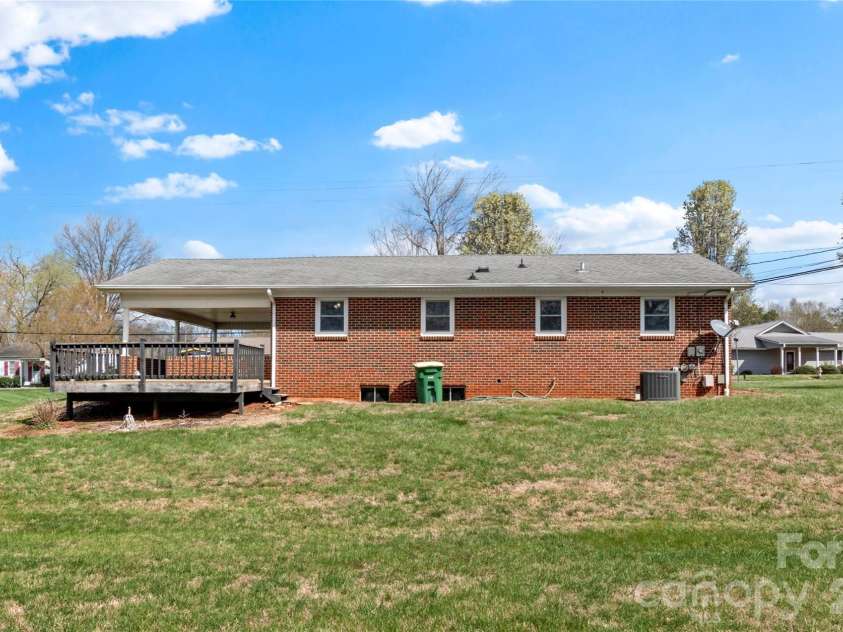 610 Nc 67 Highway, Boonville, NC 27011.  MLS# CAR4358828, YatesRealty ID 5437. 