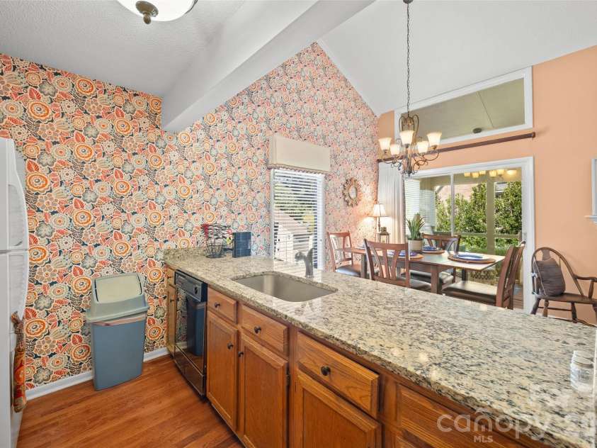 12 Marina Road, Lake Wylie, SC 29710.  MLS# CAR4430463, YatesRealty ID 54371. 