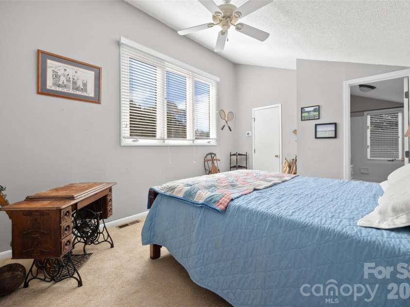 12 Marina Road, Lake Wylie, SC 29710.  MLS# CAR4430463, YatesRealty ID 54371. 