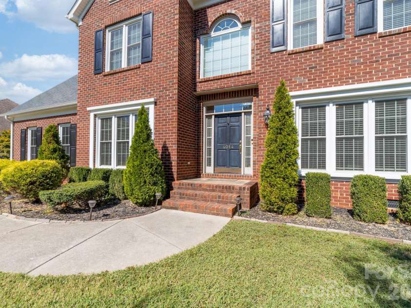 4014 Belle Meade Circle, Belmont, NC 28012.  MLS# CAR4429750, YatesRealty ID 54372. 