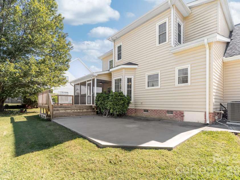 4014 Belle Meade Circle, Belmont, NC 28012.  MLS# CAR4429750, YatesRealty ID 54372. 