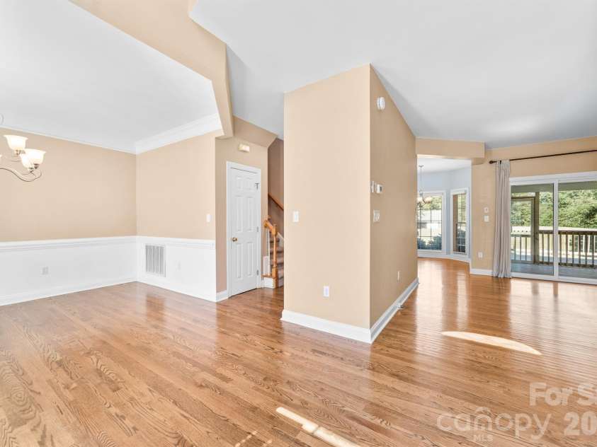 4014 Belle Meade Circle, Belmont, NC 28012.  MLS# CAR4429750, YatesRealty ID 54372. Hardwoods throughout main level refinished in 2022