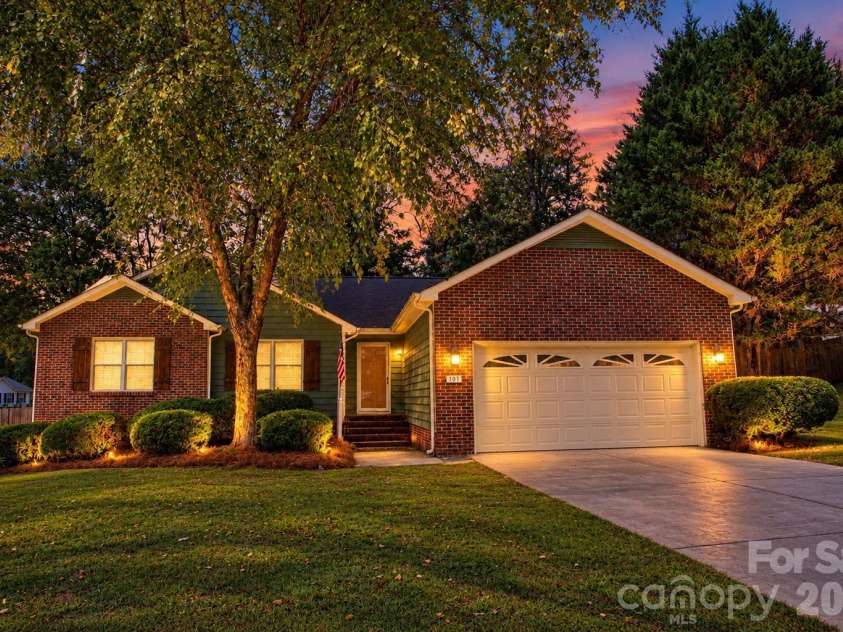 101 Antelope Drive, Mount Holly, NC 28120.  MLS# CAR4429952, YatesRealty ID 54374. 