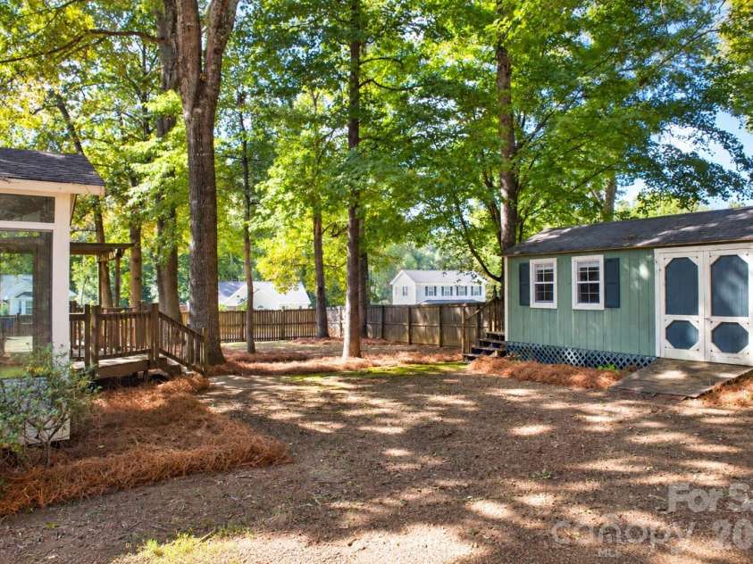 101 Antelope Drive, Mount Holly, NC 28120.  MLS# CAR4429952, YatesRealty ID 54374. 
