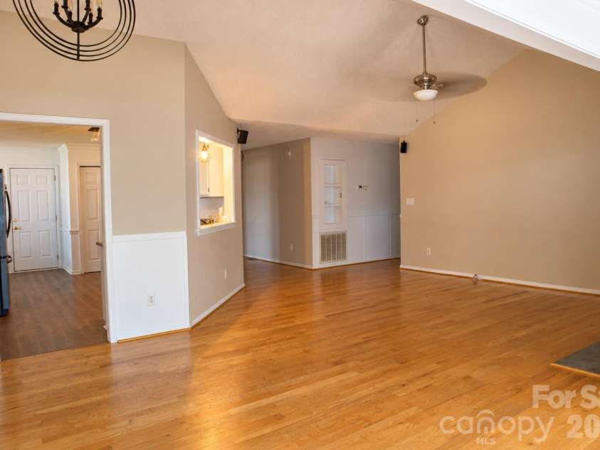 101 Antelope Drive, Mount Holly, NC 28120.  MLS# CAR4429952, YatesRealty ID 54374. 