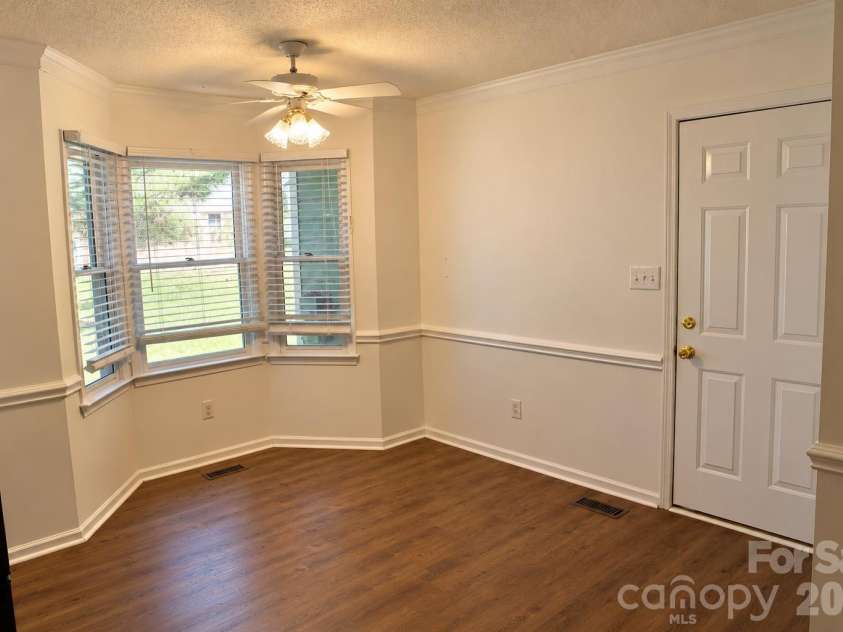 101 Antelope Drive, Mount Holly, NC 28120.  MLS# CAR4429952, YatesRealty ID 54374. 