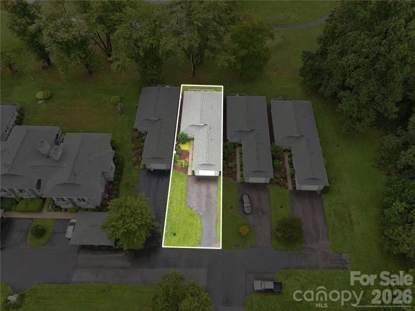 53 Southern Fairway Court, Etowah, NC 28729.  MLS# CAR4415918, YatesRealty ID 54377. 