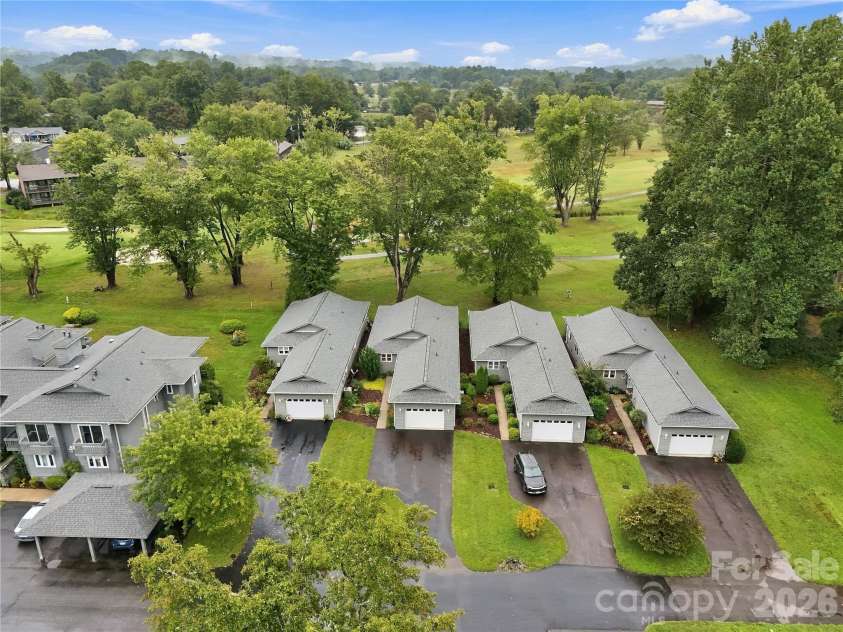 53 Southern Fairway Court, Etowah, NC 28729.  MLS# CAR4415918, YatesRealty ID 54377. 