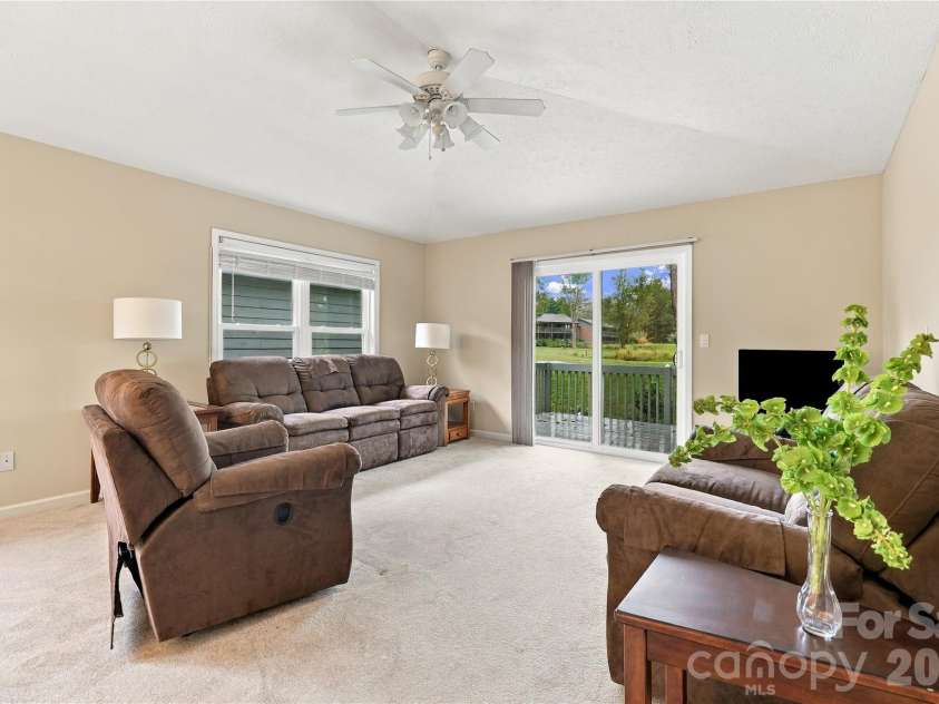 53 Southern Fairway Court, Etowah, NC 28729.  MLS# CAR4415918, YatesRealty ID 54377. 