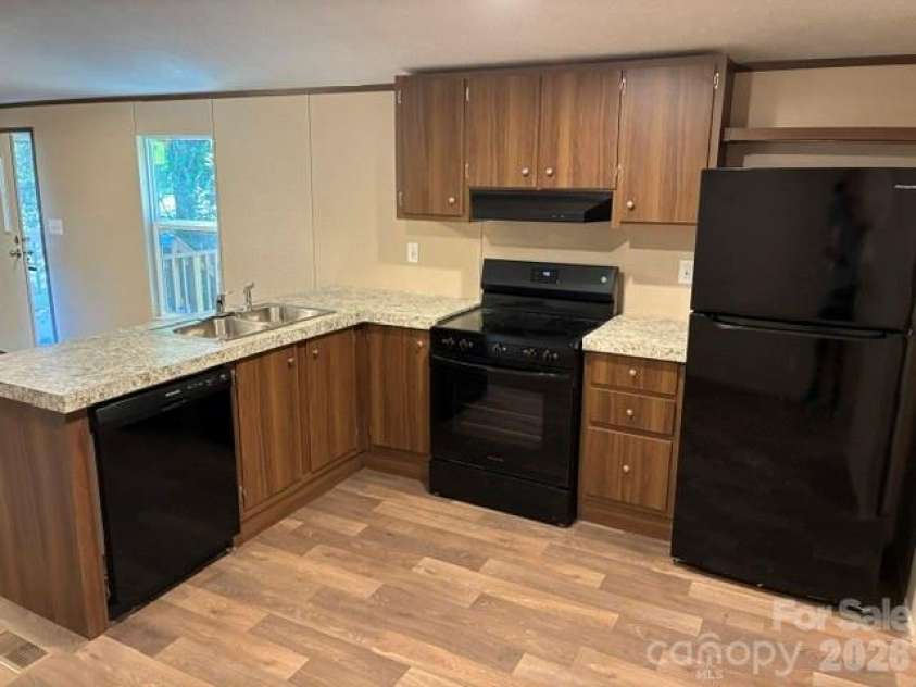 213 Northview Dorsey Street, Rutherfordton, NC 28139.  MLS# CAR4430722, YatesRealty ID 54379. 
