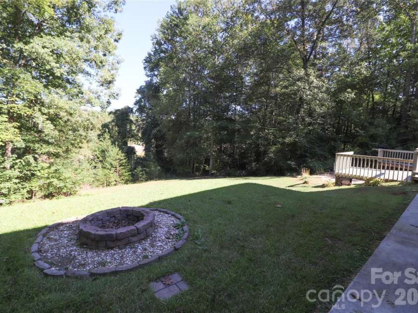 1896 Timber Trace, Morganton, NC 28655.  MLS# CAR4429929, YatesRealty ID 54380. 
