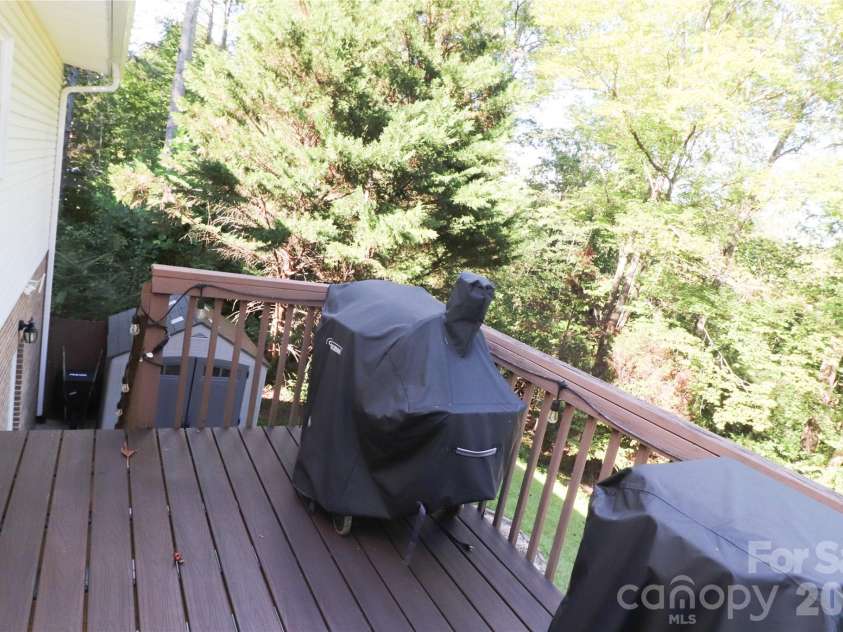 1896 Timber Trace, Morganton, NC 28655.  MLS# CAR4429929, YatesRealty ID 54380. 