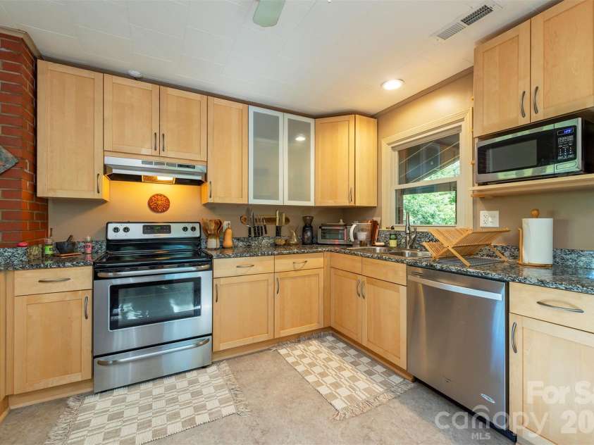 824 Cherokee Avenue, Black Mountain, NC 28711.  MLS# CAR4430479, YatesRealty ID 54382. Fully renovated kitchen