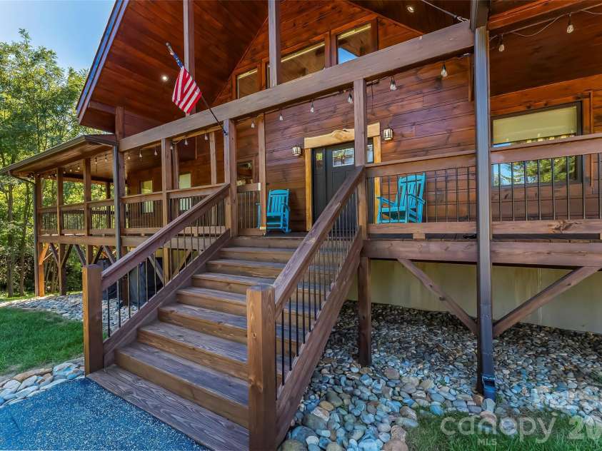 1853 Grandview Drive, Nebo, NC 28761.  MLS# CAR4430232, YatesRealty ID 54383. 