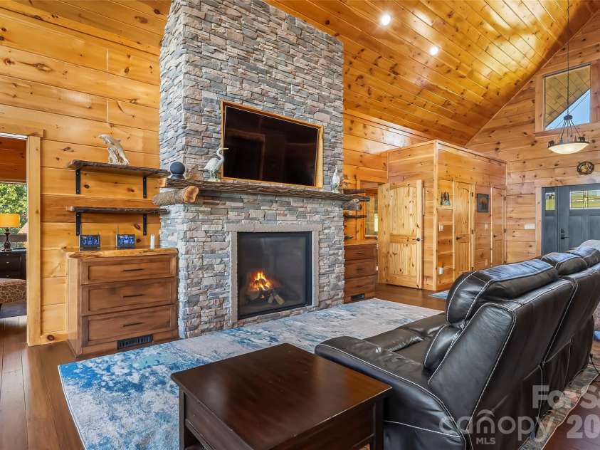 1853 Grandview Drive, Nebo, NC 28761.  MLS# CAR4430232, YatesRealty ID 54383. 