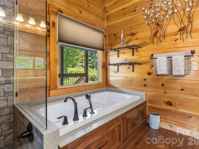1853 Grandview Drive, Nebo, NC 28761.  MLS# CAR4430232, YatesRealty ID 54383. Primary Suite