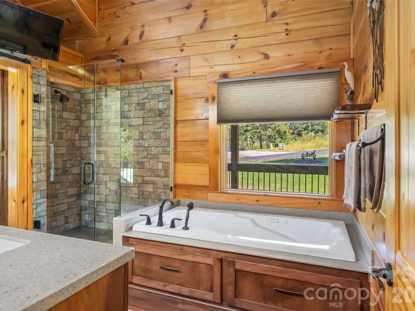 1853 Grandview Drive, Nebo, NC 28761.  MLS# CAR4430232, YatesRealty ID 54383. Primary Suite