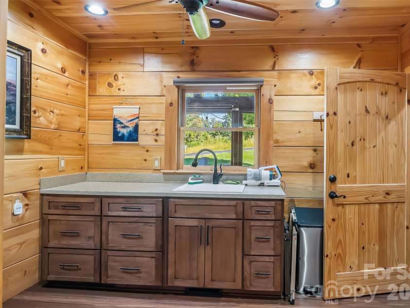 1853 Grandview Drive, Nebo, NC 28761.  MLS# CAR4430232, YatesRealty ID 54383. Utility Room