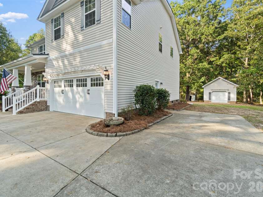 5316 Griffith Road, Monroe, NC 28112.  MLS# CAR4430673, YatesRealty ID 54385. 