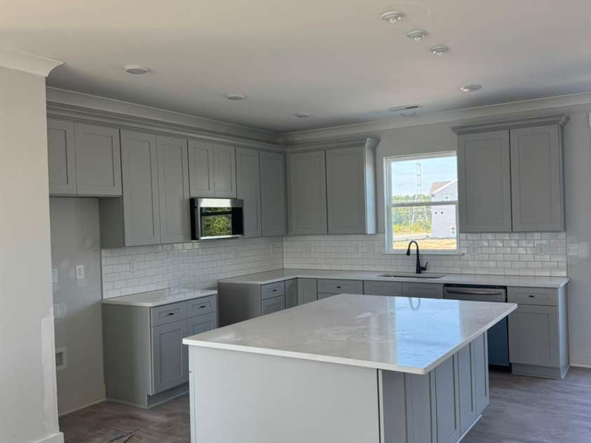 12307 Bryton Ridge Parkway, Huntersville, NC 28078.  MLS# CAR4406884, YatesRealty ID 54388. Kitchen