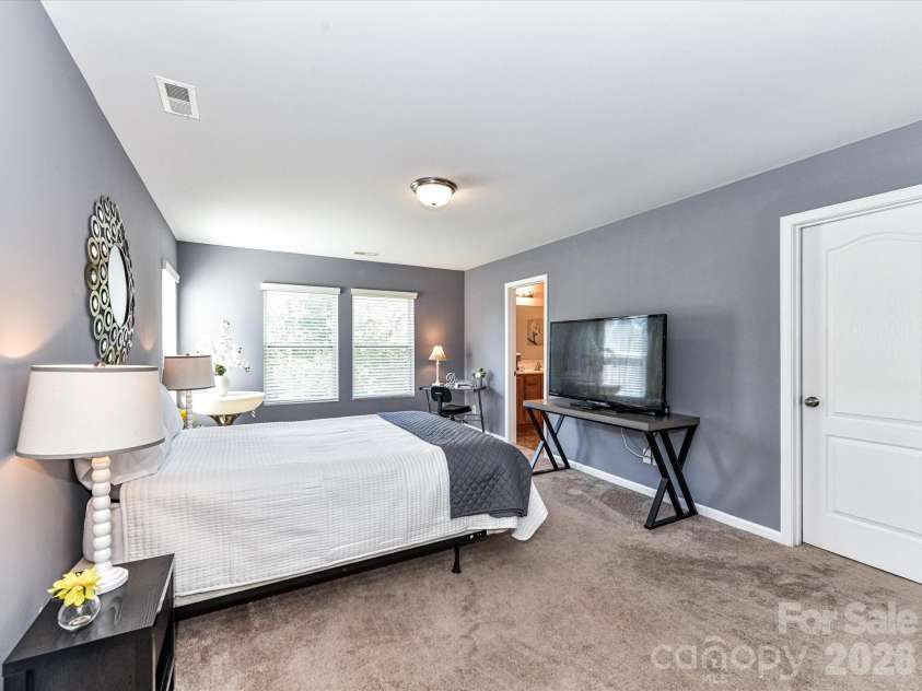1201 Mountain Laurel Court, Matthews, NC 28104.  MLS# CAR4354777, YatesRealty ID 5439. 