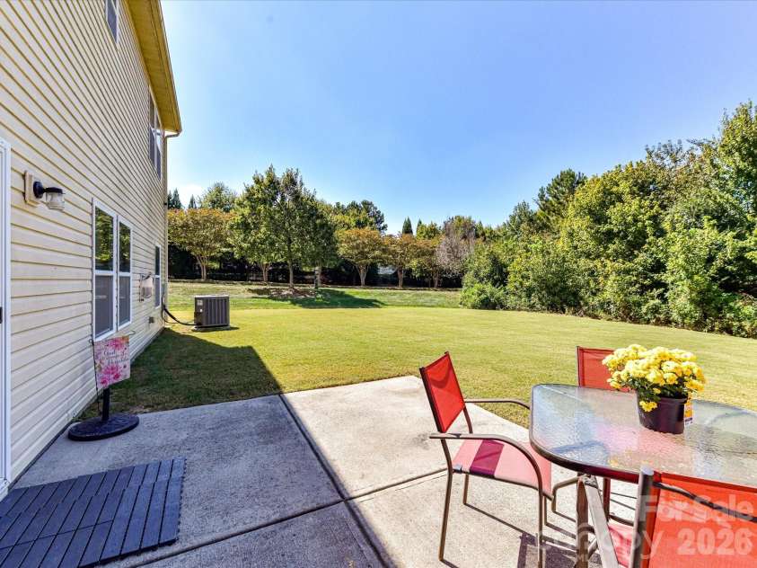 1201 Mountain Laurel Court, Matthews, NC 28104.  MLS# CAR4354777, YatesRealty ID 5439. 