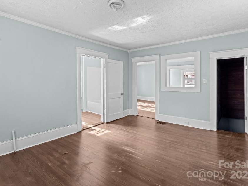 208 Lafayette Street, Salisbury, NC 28144.  MLS# CAR4288904, YatesRealty ID 5439. 