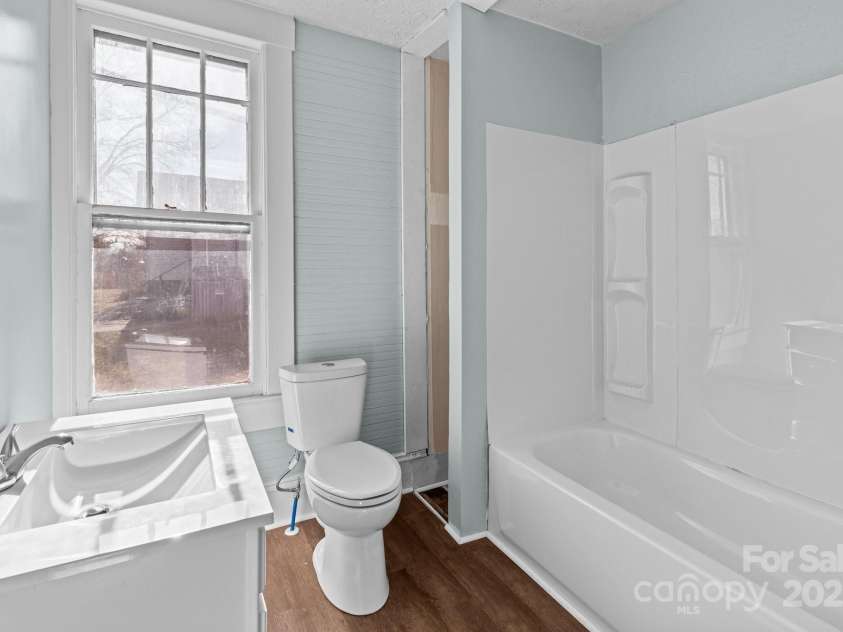 208 Lafayette Street, Salisbury, NC 28144.  MLS# CAR4288904, YatesRealty ID 5439. 