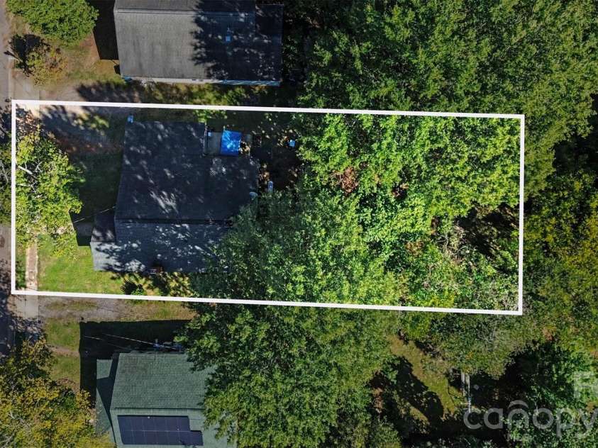 149 Woodlawn Drive, Statesville, NC 28677.  MLS# CAR4429445, YatesRealty ID 54393. 