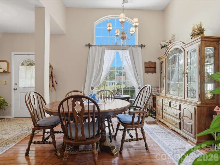 526 Kenbridge Lane, Rock Hill, SC 29732.  MLS# CAR4427426, YatesRealty ID 54396. 