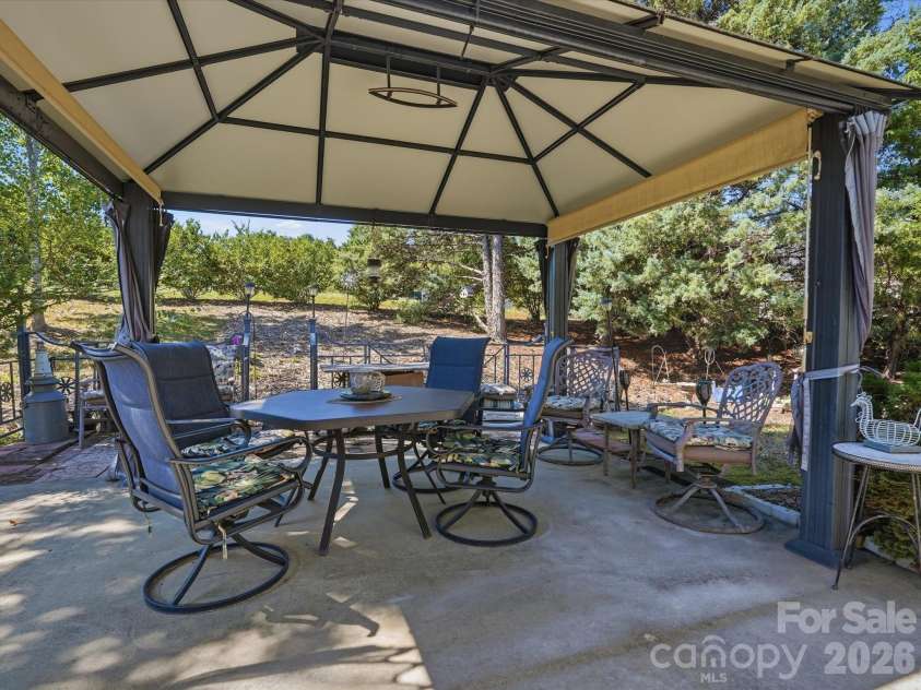 526 Kenbridge Lane, Rock Hill, SC 29732.  MLS# CAR4427426, YatesRealty ID 54396. 