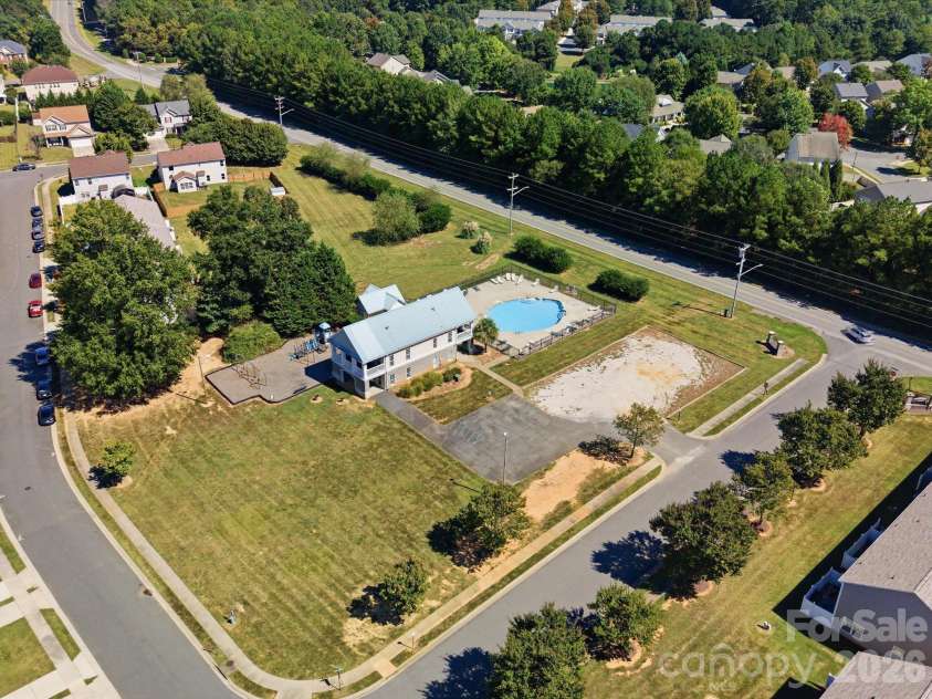 526 Kenbridge Lane, Rock Hill, SC 29732.  MLS# CAR4427426, YatesRealty ID 54396. 