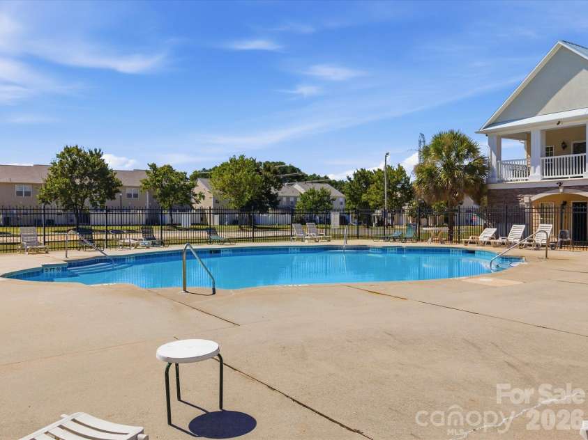 526 Kenbridge Lane, Rock Hill, SC 29732.  MLS# CAR4427426, YatesRealty ID 54396. 