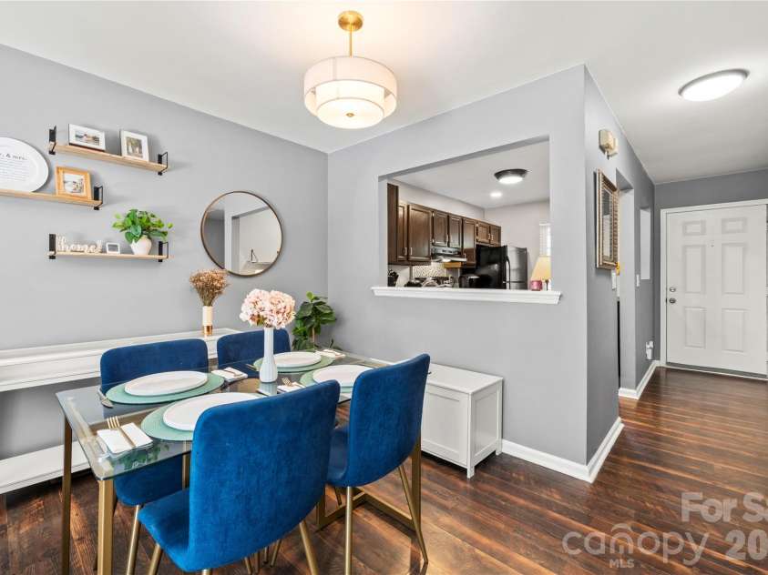 8251 Circle Tree Lane, Charlotte, NC 28277.  MLS# CAR4430235, YatesRealty ID 54399. 