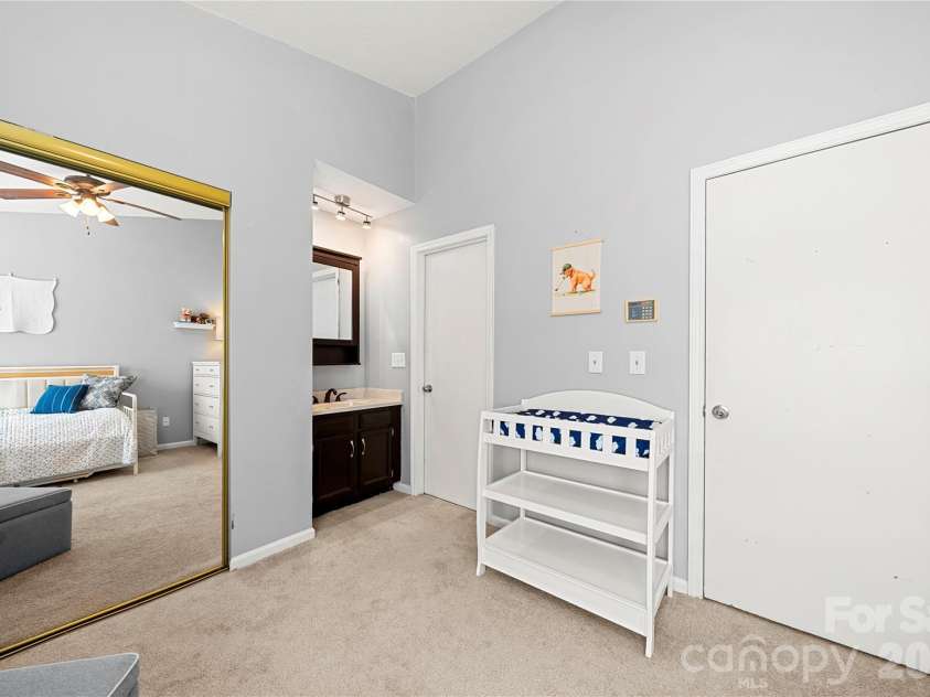 8251 Circle Tree Lane, Charlotte, NC 28277.  MLS# CAR4430235, YatesRealty ID 54399. 