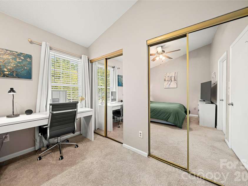8251 Circle Tree Lane, Charlotte, NC 28277.  MLS# CAR4430235, YatesRealty ID 54399. 