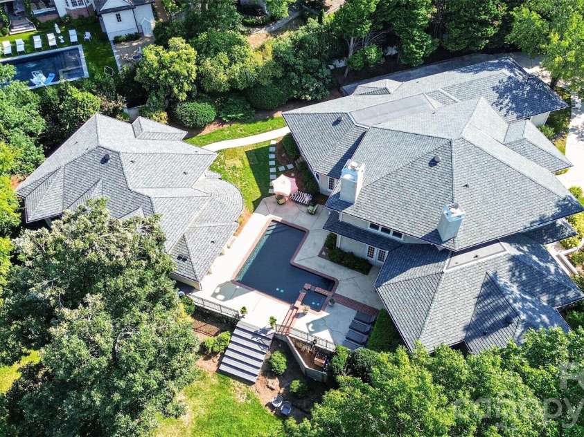 1901 Cortelyou Road, Charlotte, NC 28211.  MLS# CAR4421734, YatesRealty ID 54400. 