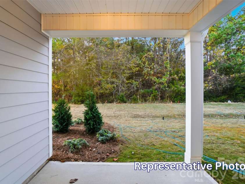 410 Blythe Townhome Lane, Waxhaw, NC 28173.  MLS# CAR4414936, YatesRealty ID 54401. Covered Porch
