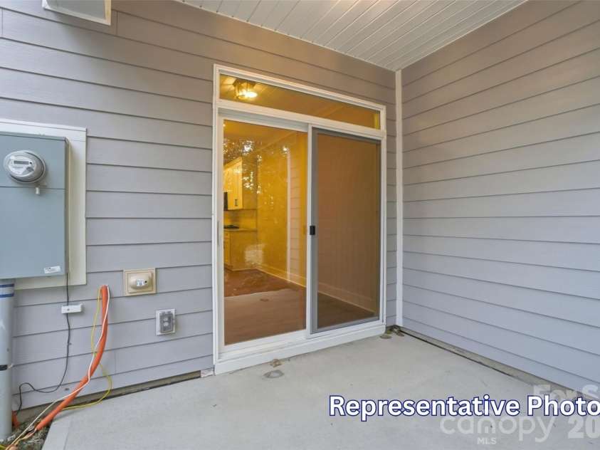 410 Blythe Townhome Lane, Waxhaw, NC 28173.  MLS# CAR4414936, YatesRealty ID 54401. Covered Porch