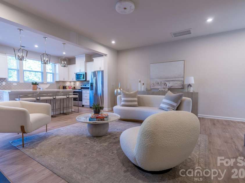 9238 Northfield Crossing Drive, Charlotte, NC 28269.  MLS# CAR4428650, YatesRealty ID 54403. 