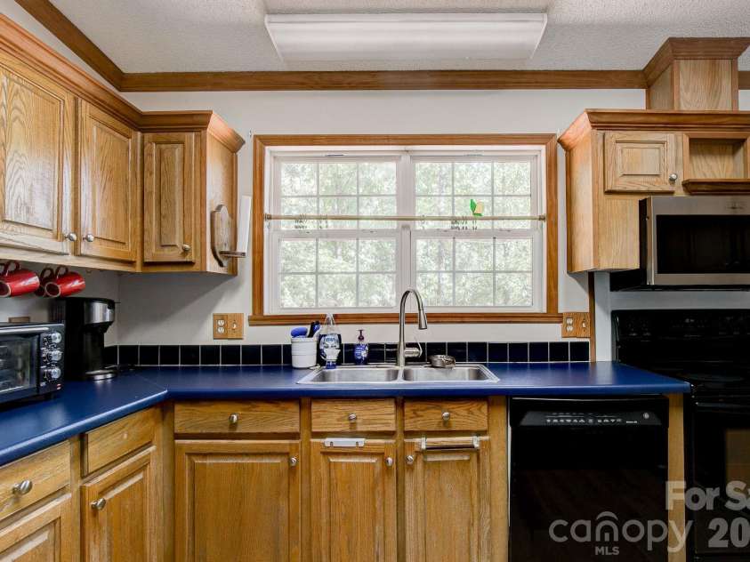 2682 Boxcar Road, Lancaster, SC 29720.  MLS# CAR4430693, YatesRealty ID 54404. 